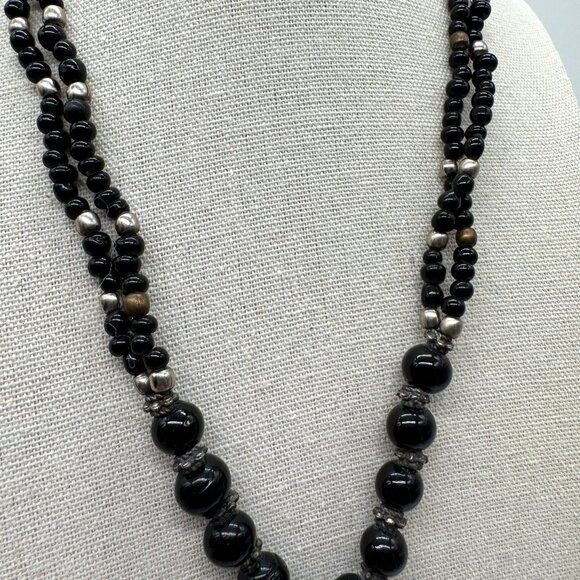 Beaded Necklace Black and Silver Tone Triangle Pendant Gothic *read* - Picture 7 of 9